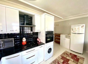 Готовая к проживанию, бюджетная трехкомнатная квартира, 90м², в доме городского типа, в 300м от моря в центре Алании ID-18869 фото-11