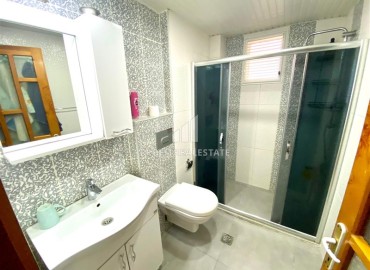 Готовая к проживанию, бюджетная трехкомнатная квартира, 90м², в доме городского типа, в 300м от моря в центре Алании ID-18869 фото-14