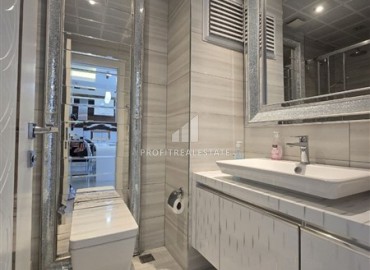 Видовая меблированная двухкомнатная квартира, 65м², в элитном комплексе Махмутлара, в 250м от Средиземного моря ID-18888 фото-7