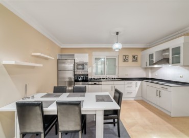 Стильная вилла с тремя спальнями, 250м², с потрясающими видами в районе Тепе, Алания под ВНЖ ID-18912 фото-4