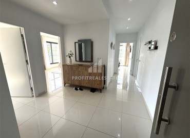 Стильная линейная квартира 3+1, 109м² в элитном комплексе в 450м от моря в районе Кестель, Алания ID-18919 фото-9