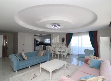 Элитная недвижимость: стильный пентхаус 3+1, 200м², с потрясающими видами на море и горы в Махмутларе, Алания ID-18929 фото-3