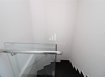 Элитная недвижимость: стильный пентхаус 3+1, 200м², с потрясающими видами на море и горы в Махмутларе, Алания ID-18929 фото-7