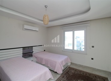 Элитная недвижимость: стильный пентхаус 3+1, 200м², с потрясающими видами на море и горы в Махмутларе, Алания ID-18929 фото-9