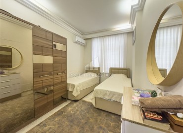 Трехкомнатные меблированные апартаменты, 100м², в комплексе с бассейном, у моря в районе Оба, Алания под ВНЖ ID-18941 фото-9