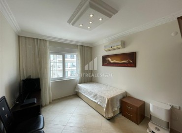 Элегантная квартира 2+1, 120м², с отличными видами в центре Алании в комплексе с бассейном ID-18949 фото-9