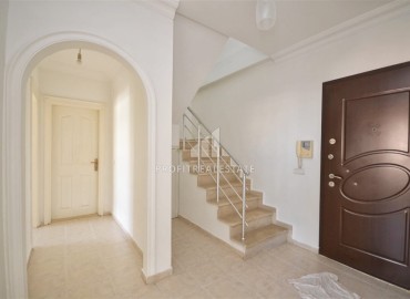 Просторный видовой пентхаус 4+1, 170м², в комплексе с бассейном в центре Махмутлара в 400м от моря ID-18958 фото-15