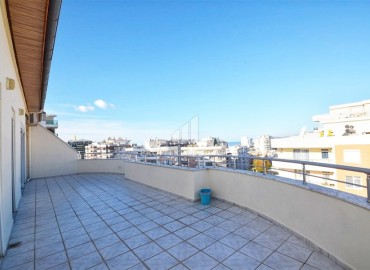 Просторный видовой пентхаус 4+1, 170м², в комплексе с бассейном в центре Махмутлара в 400м от моря ID-18958 фото-30