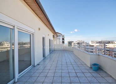 Просторный видовой пентхаус 4+1, 170м², в комплексе с бассейном в центре Махмутлара в 400м от моря ID-18958 фото-31