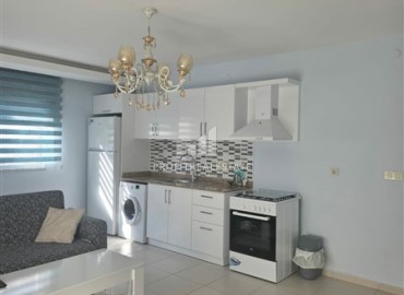 Просторная меблированная двухкомнатная квартира, 60м², в центре Махмутлара, Алания, в 300м от побережья ID-18975 фото-4