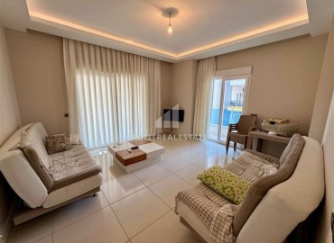 Готовая к проживанию, квартира 2+1 с отдельной кухней, 120м², в комплексе с бассейном в Махмутларе, Алания ID-18977 фото-2