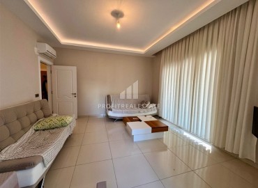 Готовая к проживанию, квартира 2+1 с отдельной кухней, 120м², в комплексе с бассейном в Махмутларе, Алания ID-18977 фото-3