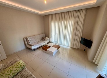 Готовая к проживанию, квартира 2+1 с отдельной кухней, 120м², в комплексе с бассейном в Махмутларе, Алания ID-18977 фото-4