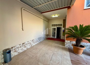 Готовая к проживанию, квартира 2+1 с отдельной кухней, 120м², в комплексе с бассейном в Махмутларе, Алания ID-18977 фото-23