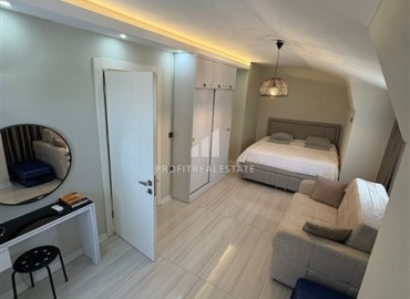 Стильный четырехкомнатный пентхаус, 150м², в современном комплексе с бассейном в центре Алании, в 300м от моря ID-18983 фото-16