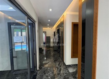 Стильный четырехкомнатный пентхаус, 150м², в современном комплексе с бассейном в центре Алании, в 300м от моря ID-18983 фото-24