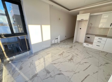 Трехкомнатная квартира, 85м², в новом комплексе с бассейном, с отличной локацией в центре Алании под ВНЖ ID-18985 фото-3