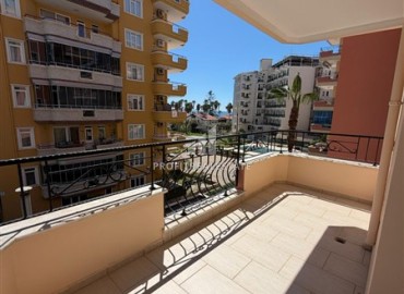 Большая квартира 2+1, 120м², после ремонта в уютном комплексе на первой береговой линии в Махмутларе, Алания ID-18987 фото-19