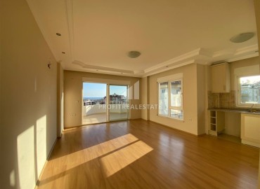 Квартира с двумя спальнями, 100м², с видом на море в комплексе с бассейном, в районе Джикджилли, Алания ID-18988 фото-3