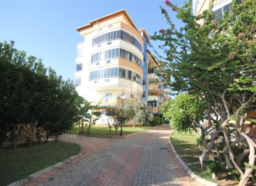 Трехкомнатная видовая квартира, 110м², в уютном комплексе в 100м от моря в районе Алании Демирташ ID-18989 фото-17