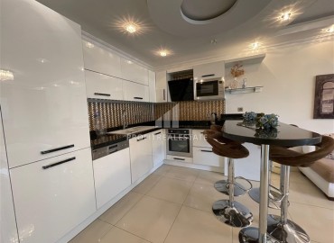 Укомплектованная квартира 1+1, 75м², в элитной резиденции в 150м от моря в районе Махмутлар, Алания ID-18999 фото-3
