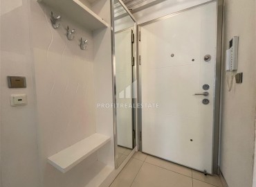 Укомплектованная квартира 1+1, 75м², в элитной резиденции в 150м от моря в районе Махмутлар, Алания ID-18999 фото-6