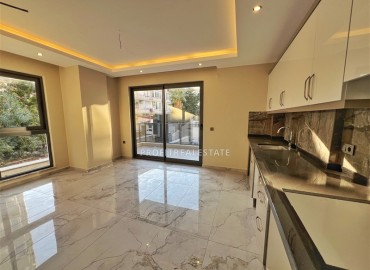 Новая трехкомнатная квартира, 61м², с чистовой отделкой в центре Алании в комплексе с инфраструктурой, 650м от моря ID-19016 фото-2