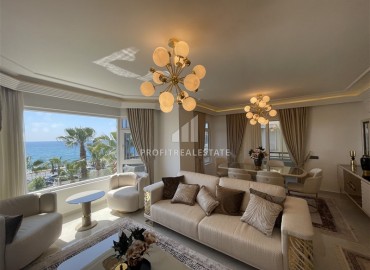 Элитная двухкомнатная квартира, 95м², на первой береговой линии с видом на Аланийскую крепость в районе Тосмур, Алания ID-19019 фото-2