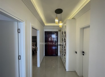 Элитная двухкомнатная квартира, 95м², на первой береговой линии с видом на Аланийскую крепость в районе Тосмур, Алания ID-19019 фото-11