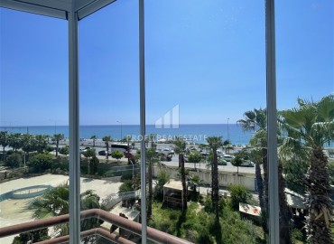 Элитная двухкомнатная квартира, 95м², на первой береговой линии с видом на Аланийскую крепость в районе Тосмур, Алания ID-19019 фото-23