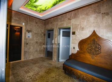 Видовая дизайнерская квартира 1+1, 55м², в элитном комплексе на первой береговой линии в Махмутларе, Алания ID-19032 фото-20