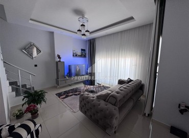 Меблированный пентхаус 2+1, 90м², в современном комплексе с отличной локацией в 400м от моря в Махмутларе, Алания ID-19049 фото-1