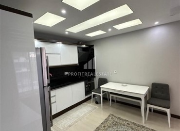 Видовая меблированная квартира с одной спальней, 55м², в элитном комплексе в Махмутларе, Алания ID-19051 фото-5