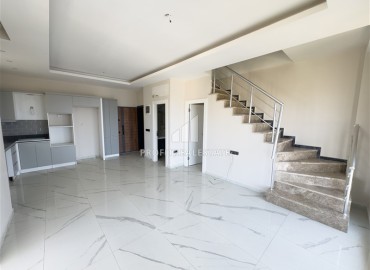 Видовой пентхаус 2+1, 90м², с чистовой отделкой в новом комплексе премиум класса в центре Махмутлара, Алания ID-19056 фото-4