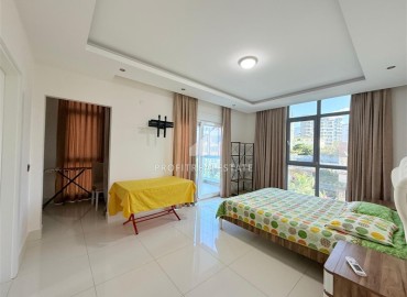 Готовая к проживанию, трехкомнатная квартира, 110м², в комплексе премиум класса в 250м от моря в районе Тосмур, Алания, под ВНЖ ID-19058 фото-9