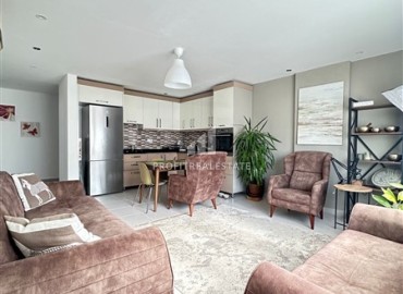 Трехкомнатная меблированная квартира, 90м², в резиденции с бассейном, у моря в Махмутларе, Алания ID-19060 фото-3