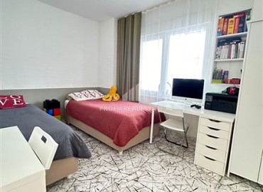 Трехкомнатная меблированная квартира, 90м², в резиденции с бассейном, у моря в Махмутларе, Алания ID-19060 фото-12