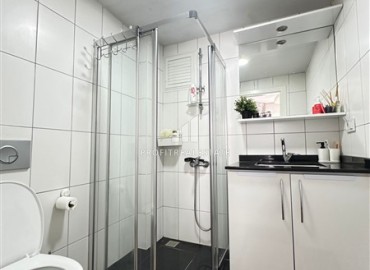 Трехкомнатная меблированная квартира, 90м², в резиденции с бассейном, у моря в Махмутларе, Алания ID-19060 фото-18