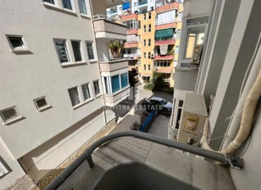 Готовая к проживанию, двухкомнатная квартира, 67м², в комплексе с бассейном в районе Махмутлар, Алания ID-19087 фото-8