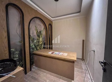 Комфортабельная квартира с одной спальней, 55м², в новостройке премиум класса в центре Махмутлара, Алания ID-19096 фото-19