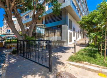 Меблированная двухкомнатная квартира, 55м², в недорогом комплексе в 700м от моря в районе Оба, Алания ID-19112 фото-20
