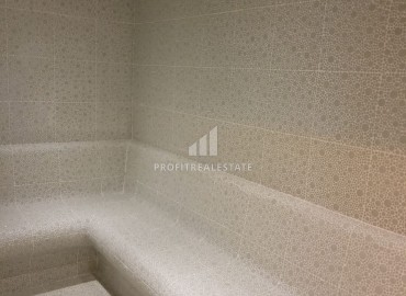 Элегантные апартаменты с одной спальней, 70м², в элитном комплексе, в 400 метрах от моря в Махмутларе, Алания ID-19114 фото-23