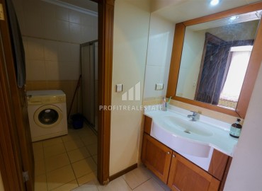 Трехкомнатная квартира, 105м², в уютном комплексе на первой береговой линии в Махмутларе, Алания ID-19135 фото-9
