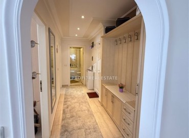 Трехкомнатные меблированные апартаменты, 110м², в комплексе с бассейном, у моря в районе Оба, Алания под ВНЖ ID-19136 фото-8