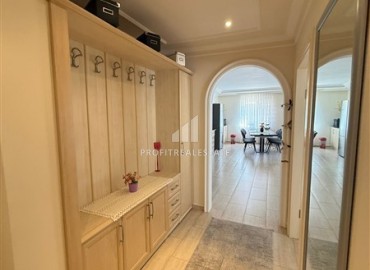Трехкомнатные меблированные апартаменты, 110м², в комплексе с бассейном, у моря в районе Оба, Алания под ВНЖ ID-19136 фото-9