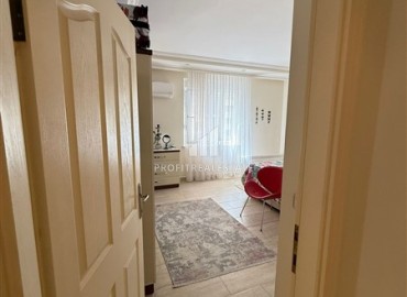 Трехкомнатные меблированные апартаменты, 110м², в комплексе с бассейном, у моря в районе Оба, Алания под ВНЖ ID-19136 фото-15