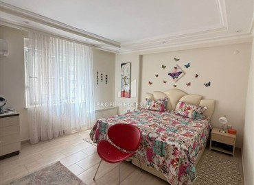 Трехкомнатные меблированные апартаменты, 110м², в комплексе с бассейном, у моря в районе Оба, Алания под ВНЖ ID-19136 фото-16