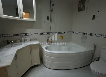 Квартира с двумя спальнями, 125м², с видом на море и горы, в уютном комплексе в 300м от моря в Махмутларе, Алания ID-19139 фото-9