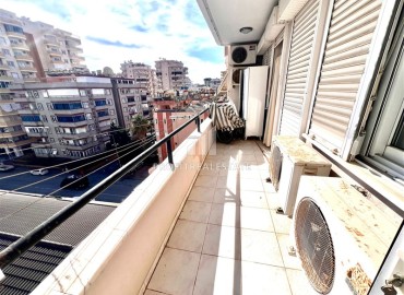 Бюджетная меблированная квартира 3+1 с отдельной кухней, 145м², в доме с парковкой и отличной локацией в Махмутларе, Алания ID-19143 фото-20