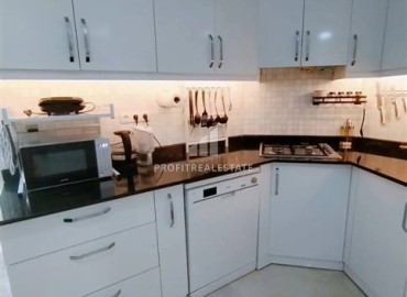 Центр Алании: двухкомнатная меблированная квартира, 50м², в комплексе c бассейном, 100м от моря ID-19144 фото-4